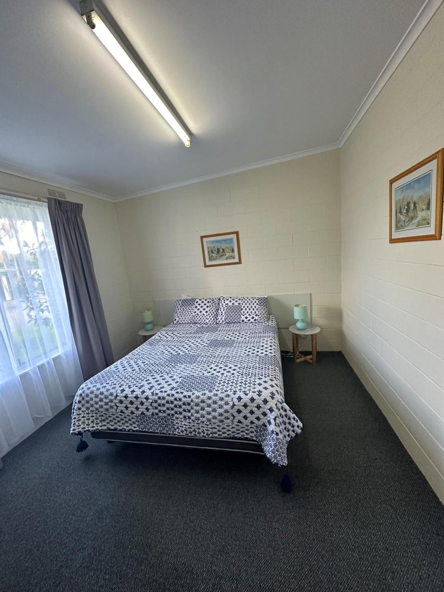 The Silver Bream Motel & Self Contained Units มัลลาคูตา ภายนอก รูปภาพ