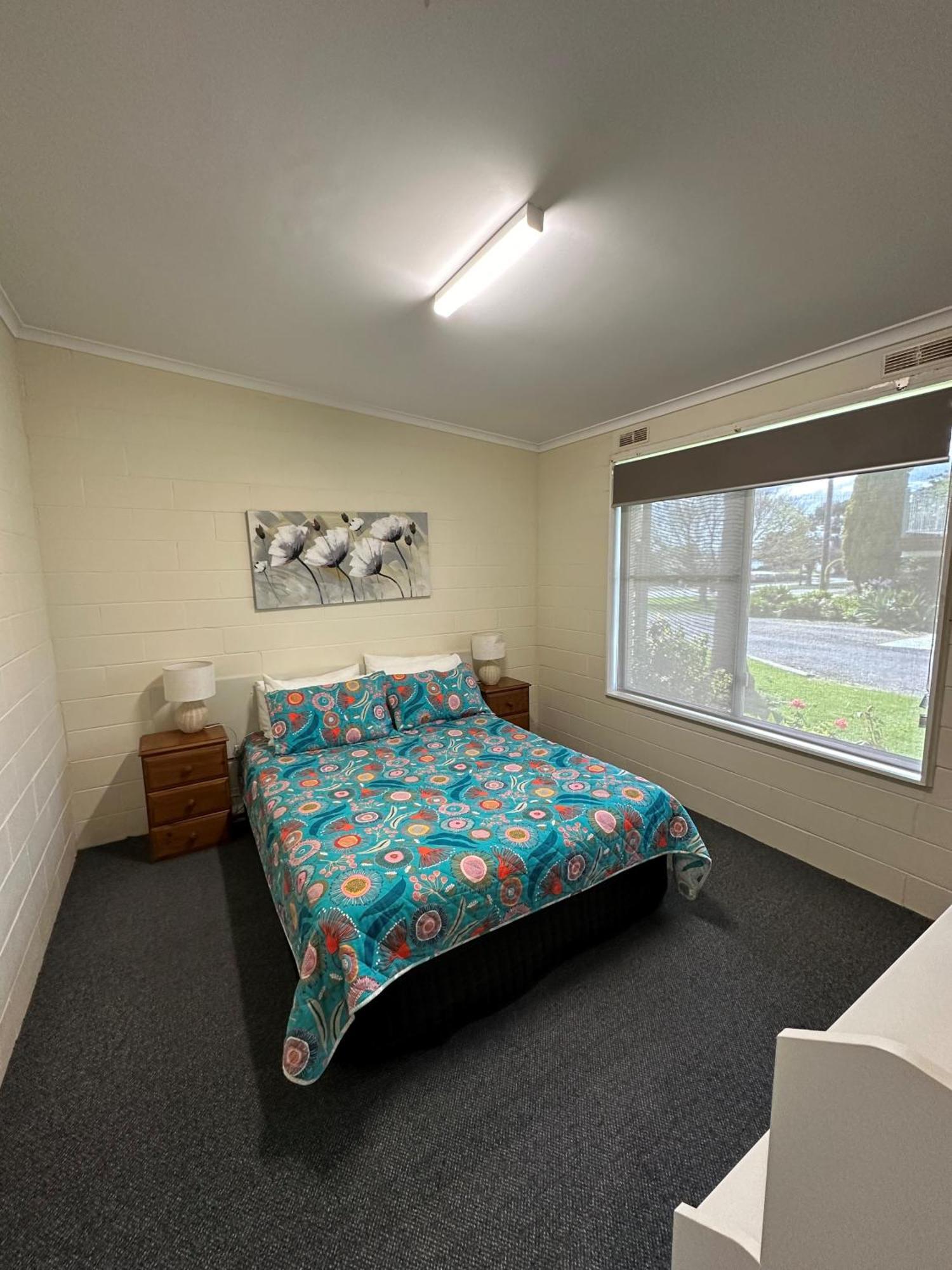 The Silver Bream Motel & Self Contained Units มัลลาคูตา ภายนอก รูปภาพ