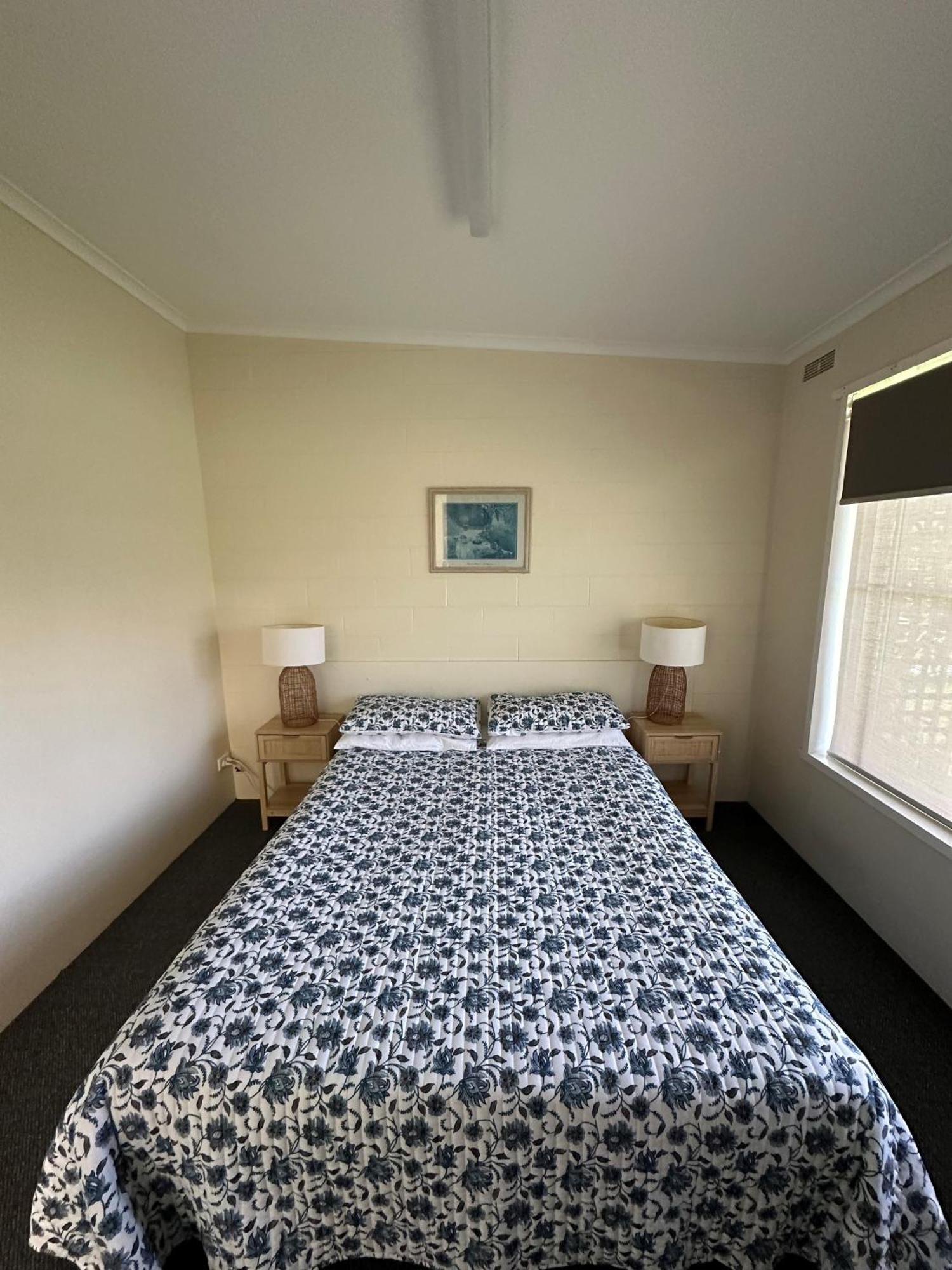 The Silver Bream Motel & Self Contained Units มัลลาคูตา ภายนอก รูปภาพ