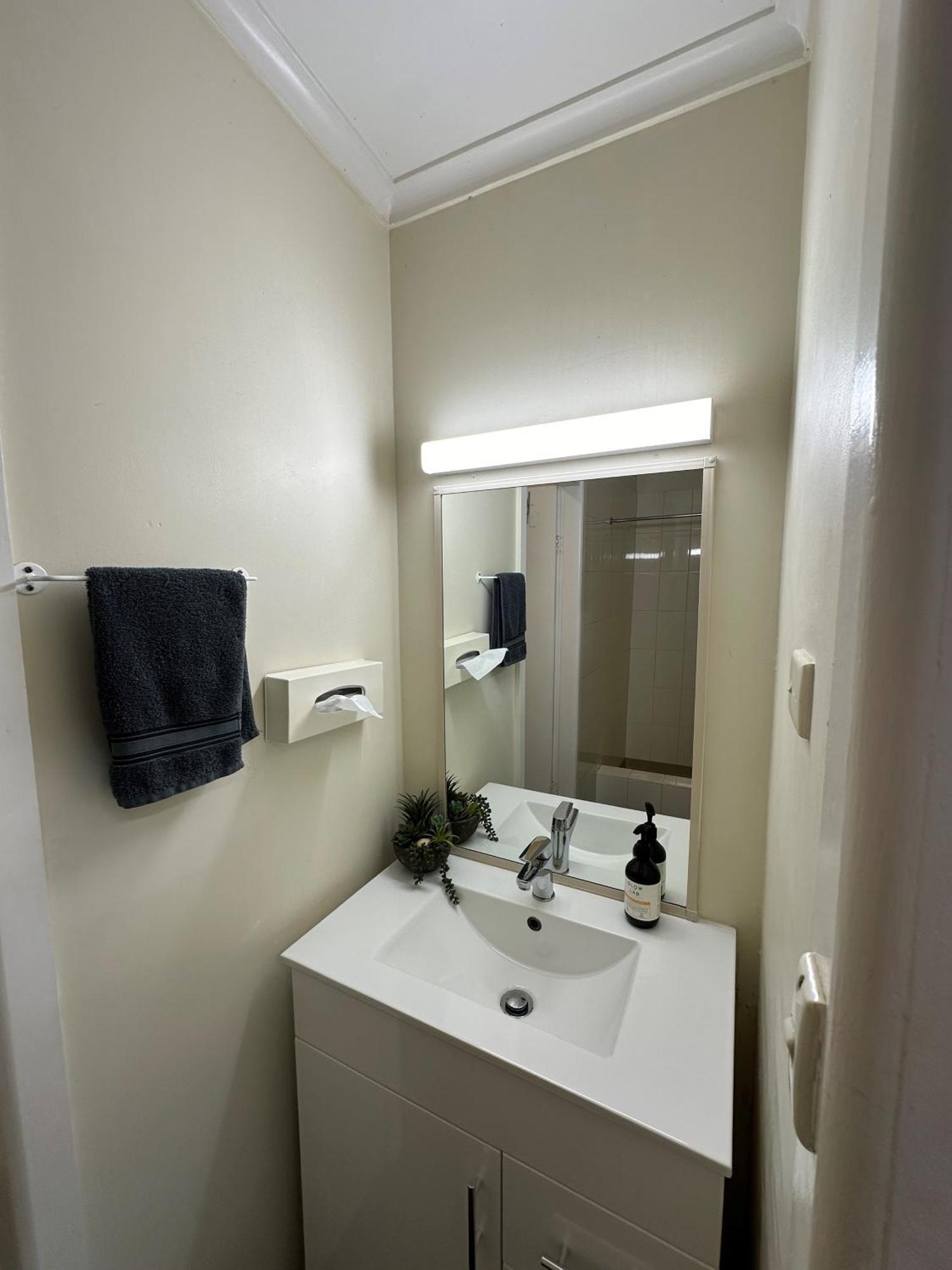The Silver Bream Motel & Self Contained Units มัลลาคูตา ภายนอก รูปภาพ